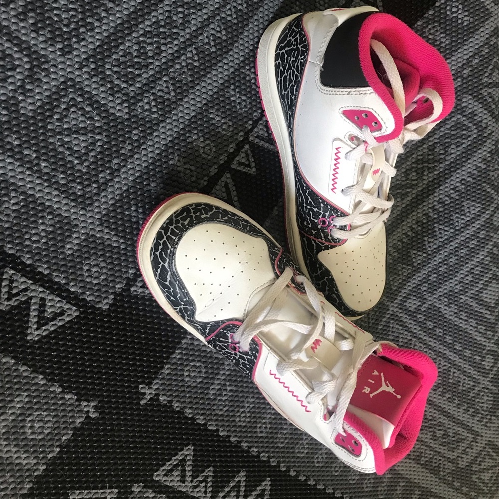 Girls Youth Air Jordan’s